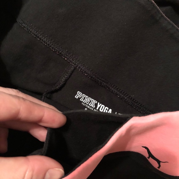 Victoria’s Secret cropped yoga pants size small - Picture 5 of 5